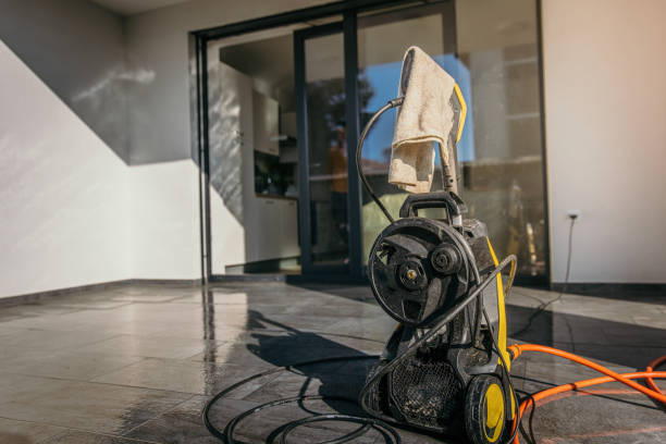 Best Spring Cleaning  in Devine, TX